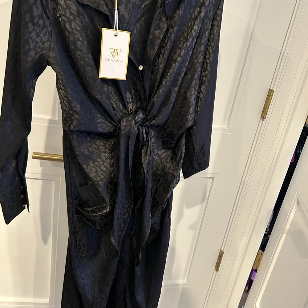 Beautiful black runaway tie front dress! NEW!! Tag still on - NEVER WORN